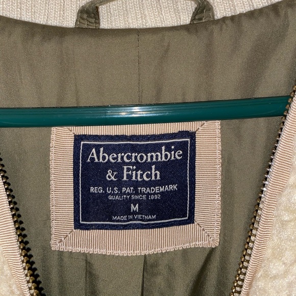 Abercrombie Teddy Jacket - Picture 4 of 4